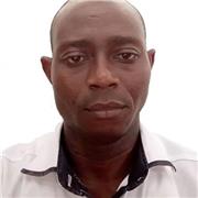 Professeur de mathématiques au groupe Scolaire IGON